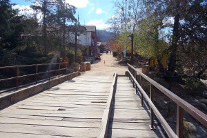 Walking the bridge into Cumbrecita.